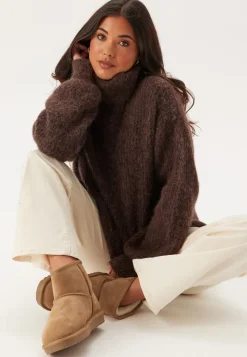 Colors of California Winter Boot In Suede