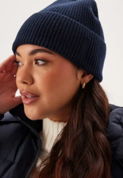 GANT Wool Ribbed Beanie