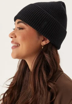 GANT Wool Ribbed Beanie