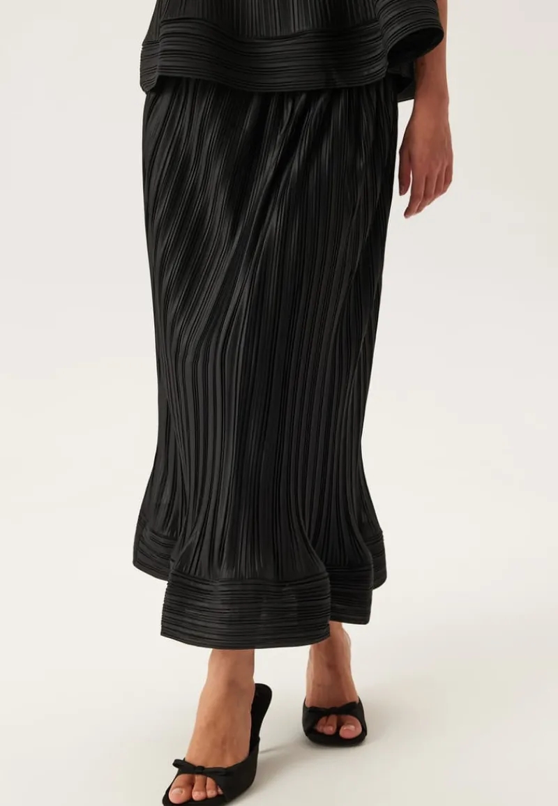 YAS riva Hw Midi Skirt