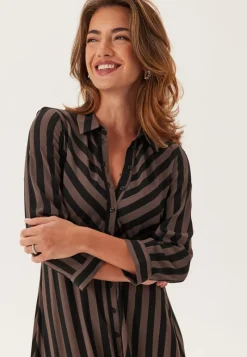 YAS savanna Long Shirt Dress